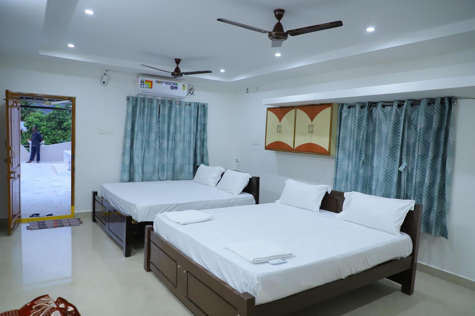 Nanda Mohan Homestay- Luxuries Ac Apartment Close To Alipiri Foothills-Kapila Teertham And Iskcon Temple ティルパティ エクステリア 写真
