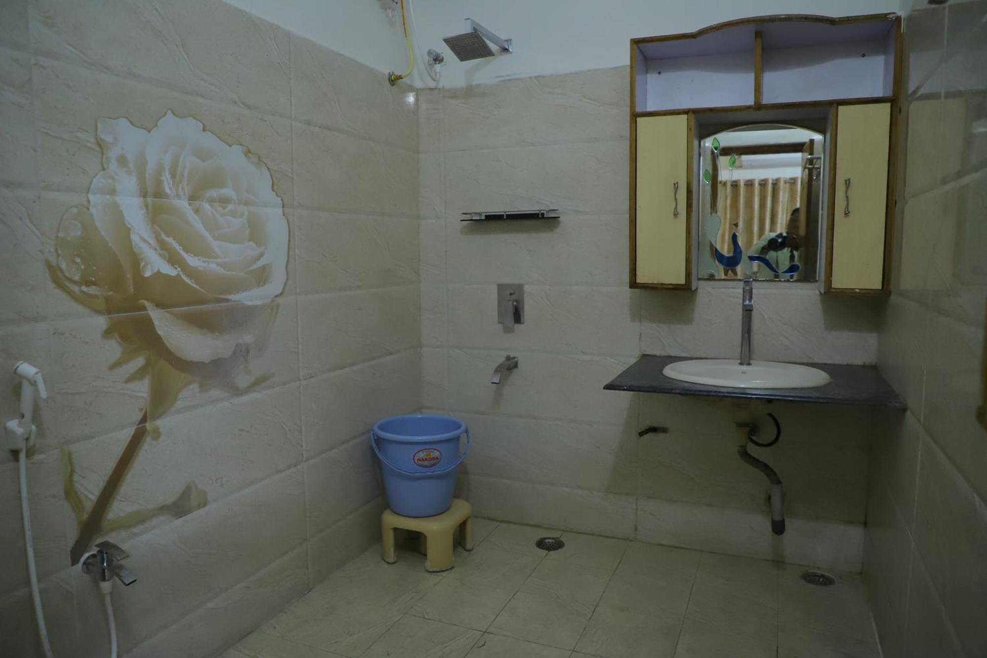 Nanda Mohan Homestay- Luxuries Ac Apartment Close To Alipiri Foothills-Kapila Teertham And Iskcon Temple ティルパティ エクステリア 写真