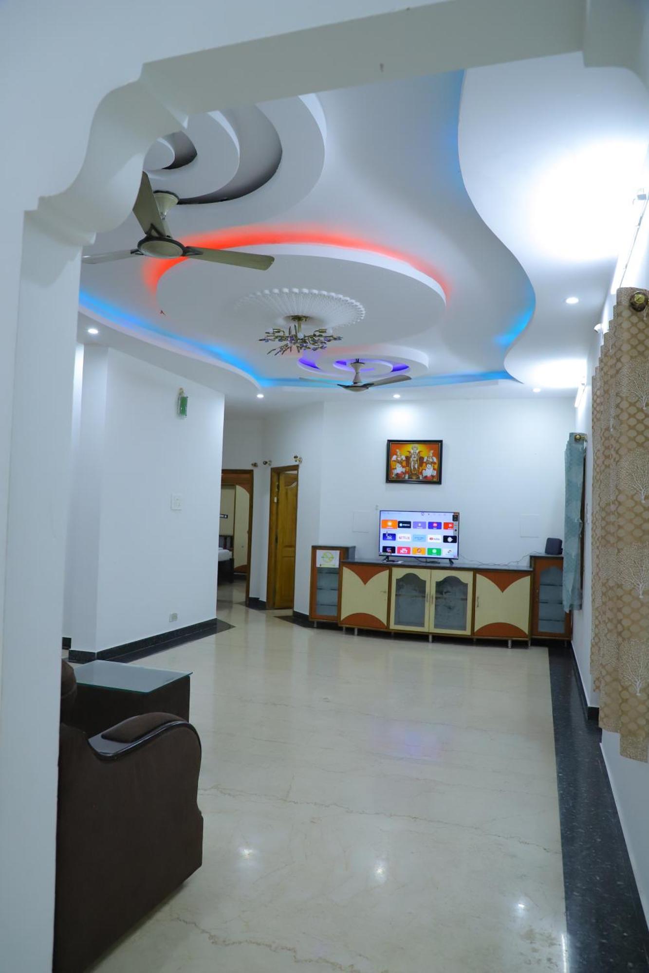 Nanda Mohan Homestay- Luxuries Ac Apartment Close To Alipiri Foothills-Kapila Teertham And Iskcon Temple ティルパティ エクステリア 写真