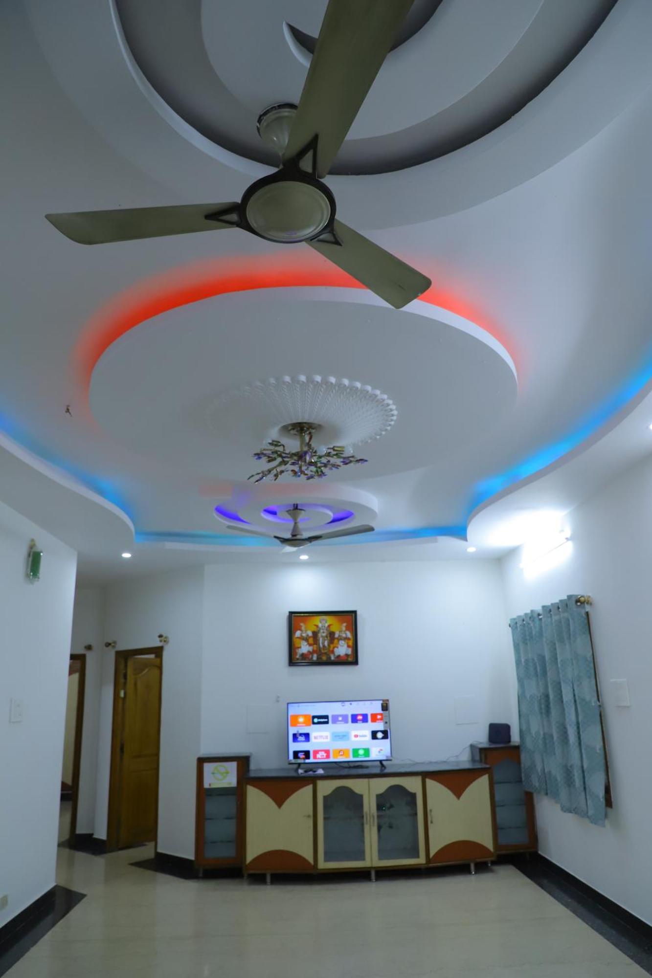 Nanda Mohan Homestay- Luxuries Ac Apartment Close To Alipiri Foothills-Kapila Teertham And Iskcon Temple ティルパティ エクステリア 写真