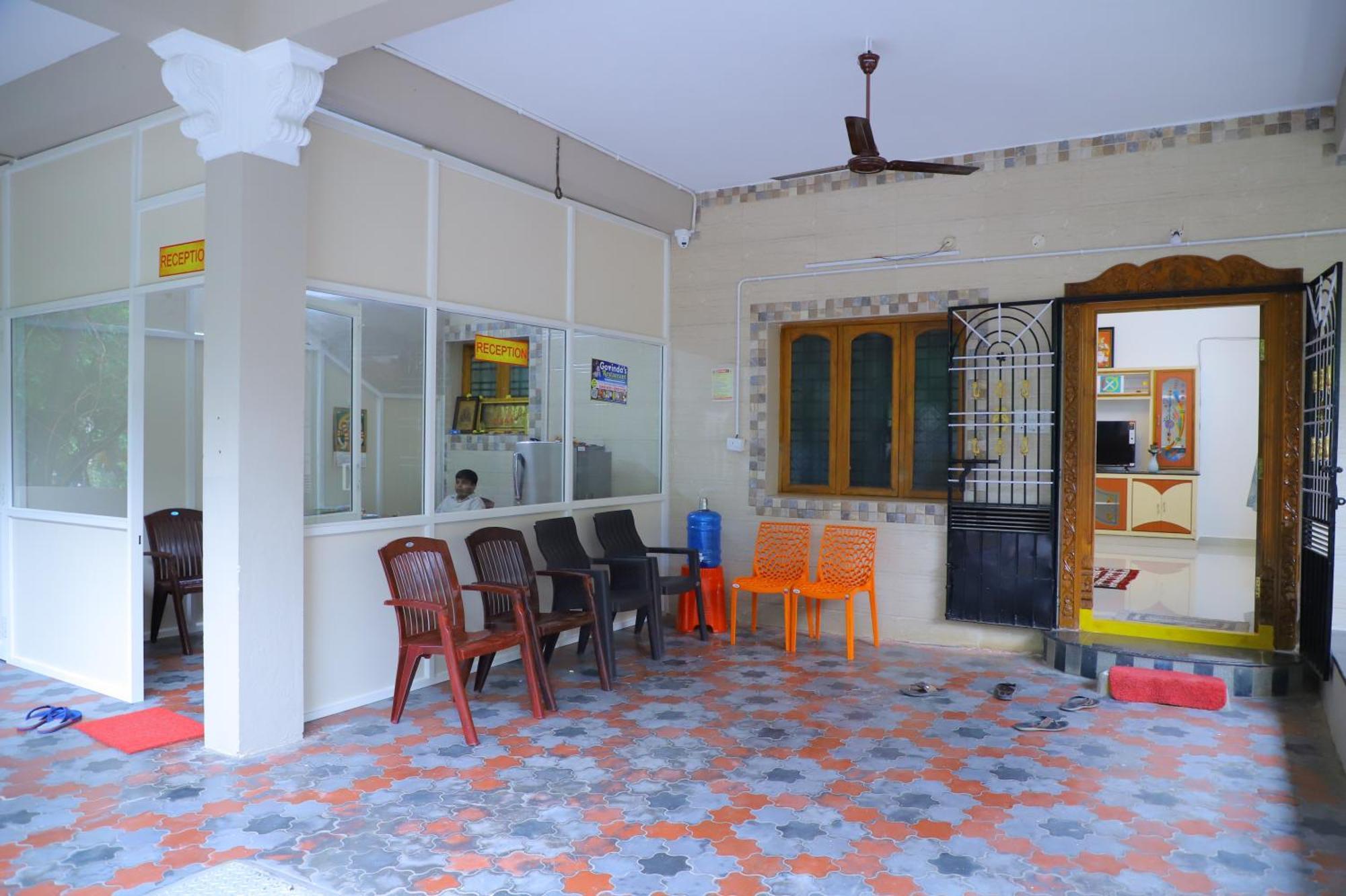 Nanda Mohan Homestay- Luxuries Ac Apartment Close To Alipiri Foothills-Kapila Teertham And Iskcon Temple ティルパティ エクステリア 写真